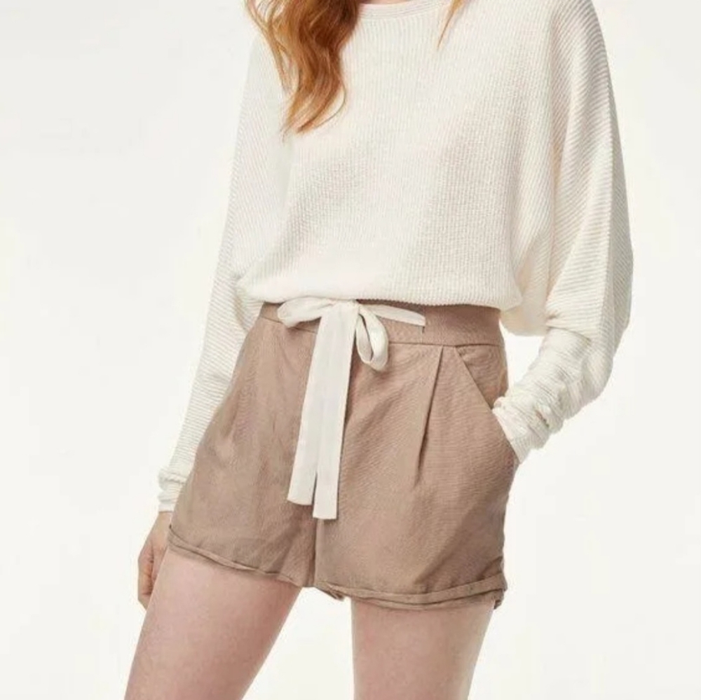 Aritzia Wilfred Linen Ribbon Tie Front Short, Beige, Size 8